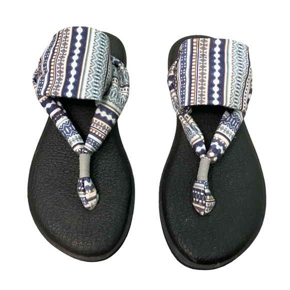 Sanuk Shoes - 3 for $10🌷 Sanuk Yoga Sling Flip Flops